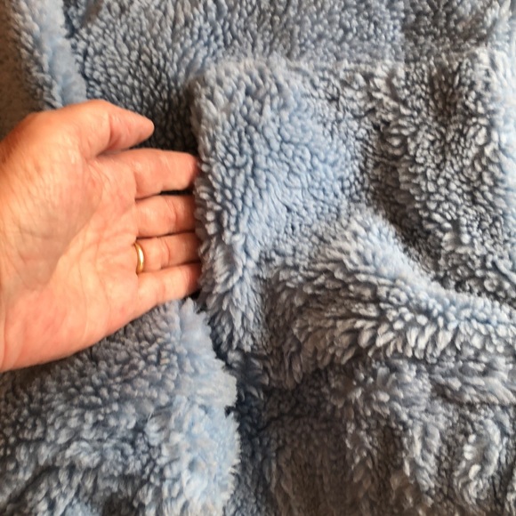 Urban Outfitters light blue fuzzy fleece jacket - Picture 4 of 7
